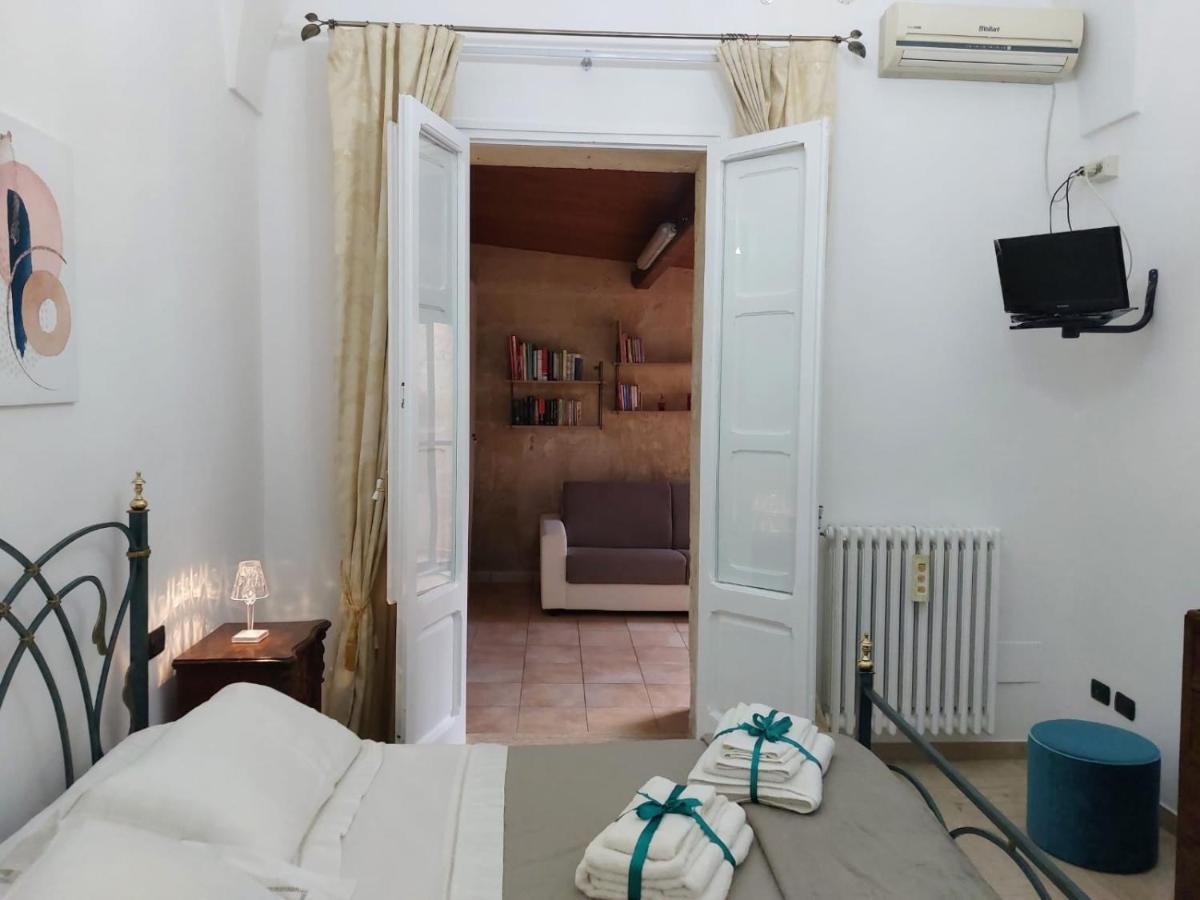 Suite Del Conservatorio Nel Centro Storico Lecce Ngoại thất bức ảnh
